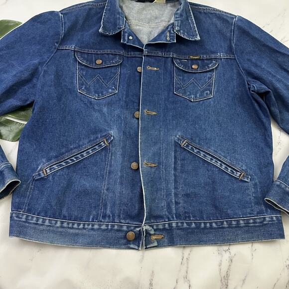 Wrangler No Fault Denim Vintage 70s Jean Jacket Size L 48 Distressed Trucker - Picture 5 of 13